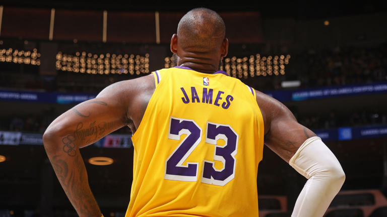 LeBron James Sidelined: Lakers Star Out 1-2 Weeks with Groin Injury